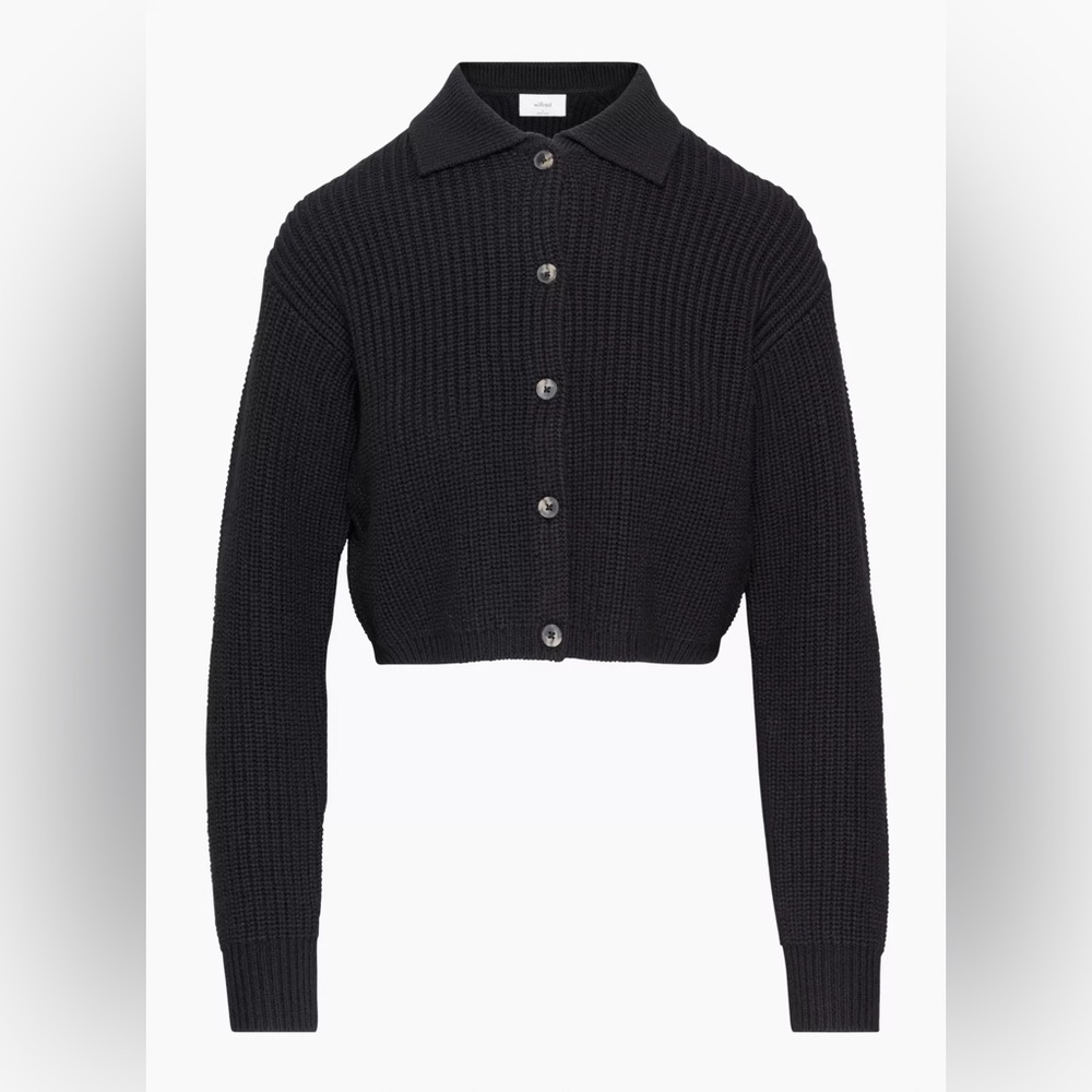 Wilfred
Nextdoor Sweater